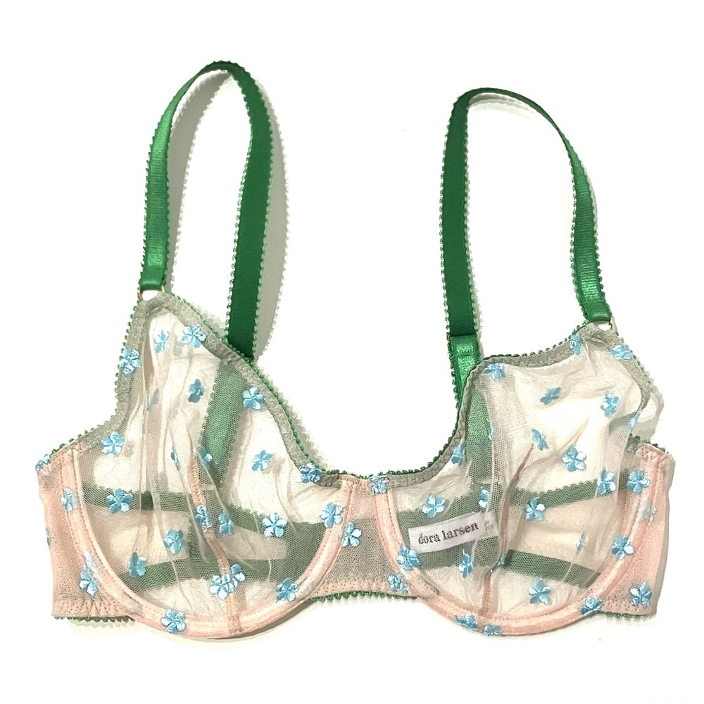 Dora Larsen Sheer Daisy Embroidered Bra 32DD